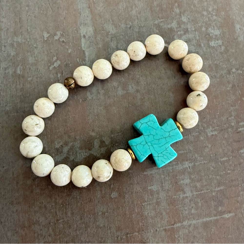 Turquoise Cross Beaded Bracelet